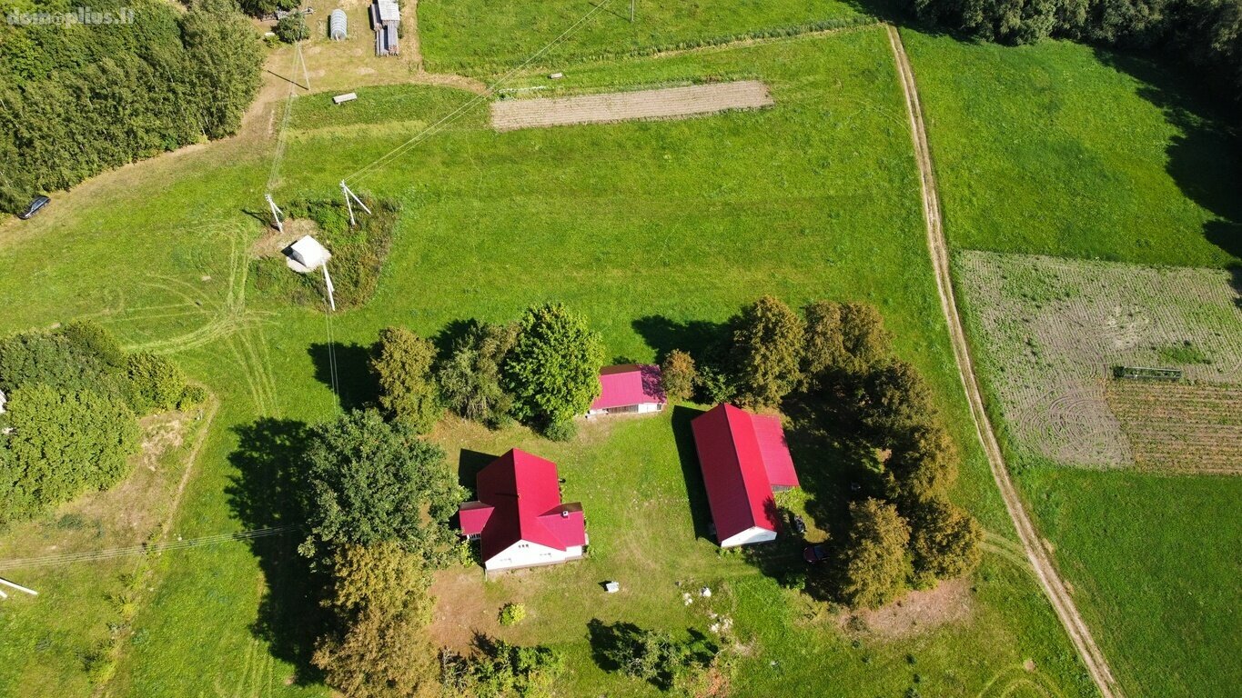 Parduodamas gyvenamasis namas Utenos rajono sav., Vilučiuose