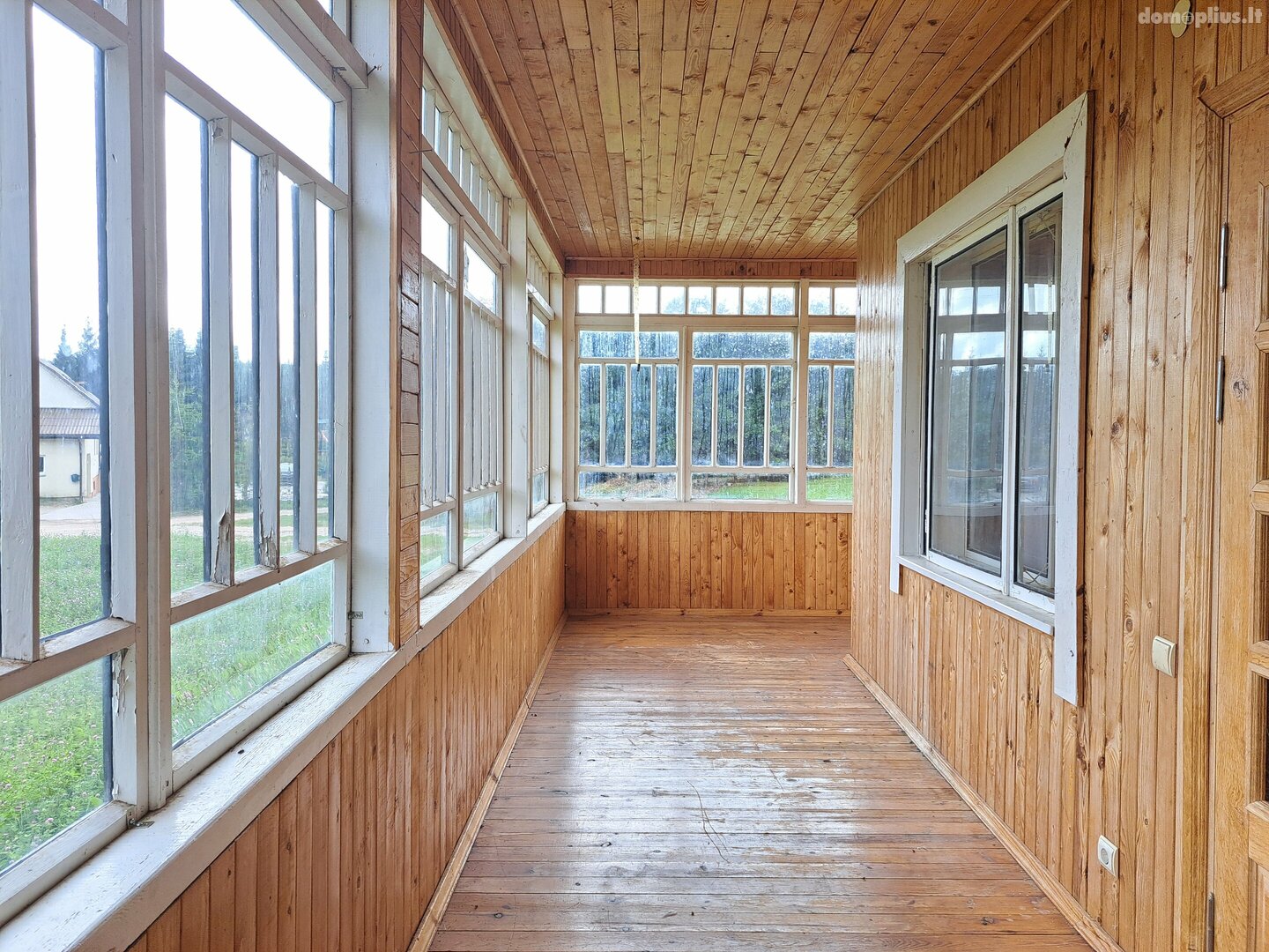 Parduodamas gyvenamasis namas Utenos rajono sav., Utenoje, Žibuoklių g.