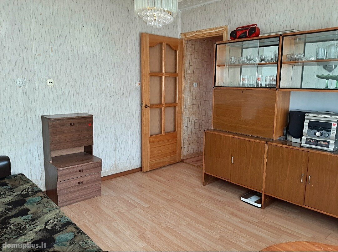 Parduodamas gyvenamasis namas Pakruojo rajono sav., Pakruojyje, Rožių g.