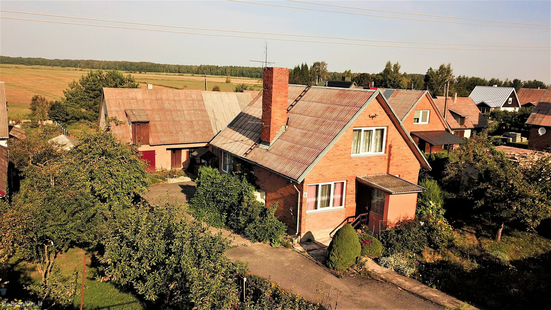 Parduodamas gyvenamasis namas Pakruojo rajono sav., Pakruojyje, Rožių g.
