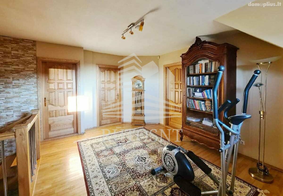 Parduodamas gyvenamasis namas Klaipėdos rajono sav., Budrikuose