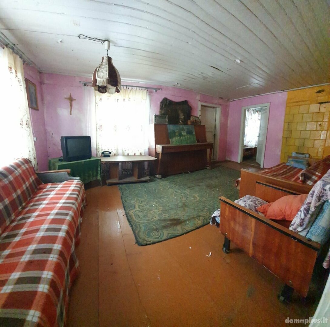 Parduodama sodyba Anykščių rajono sav., Medžiočiuose, Duobos g.