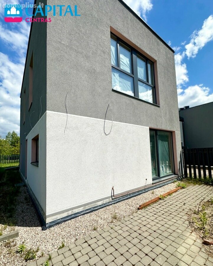 Parduodamas sublokuotas namas Vilniaus rajono sav., Antežeriuose, Miško g.