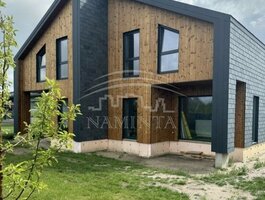 Sublokuotas namas Klaipėdos rajono sav., Slengiuose