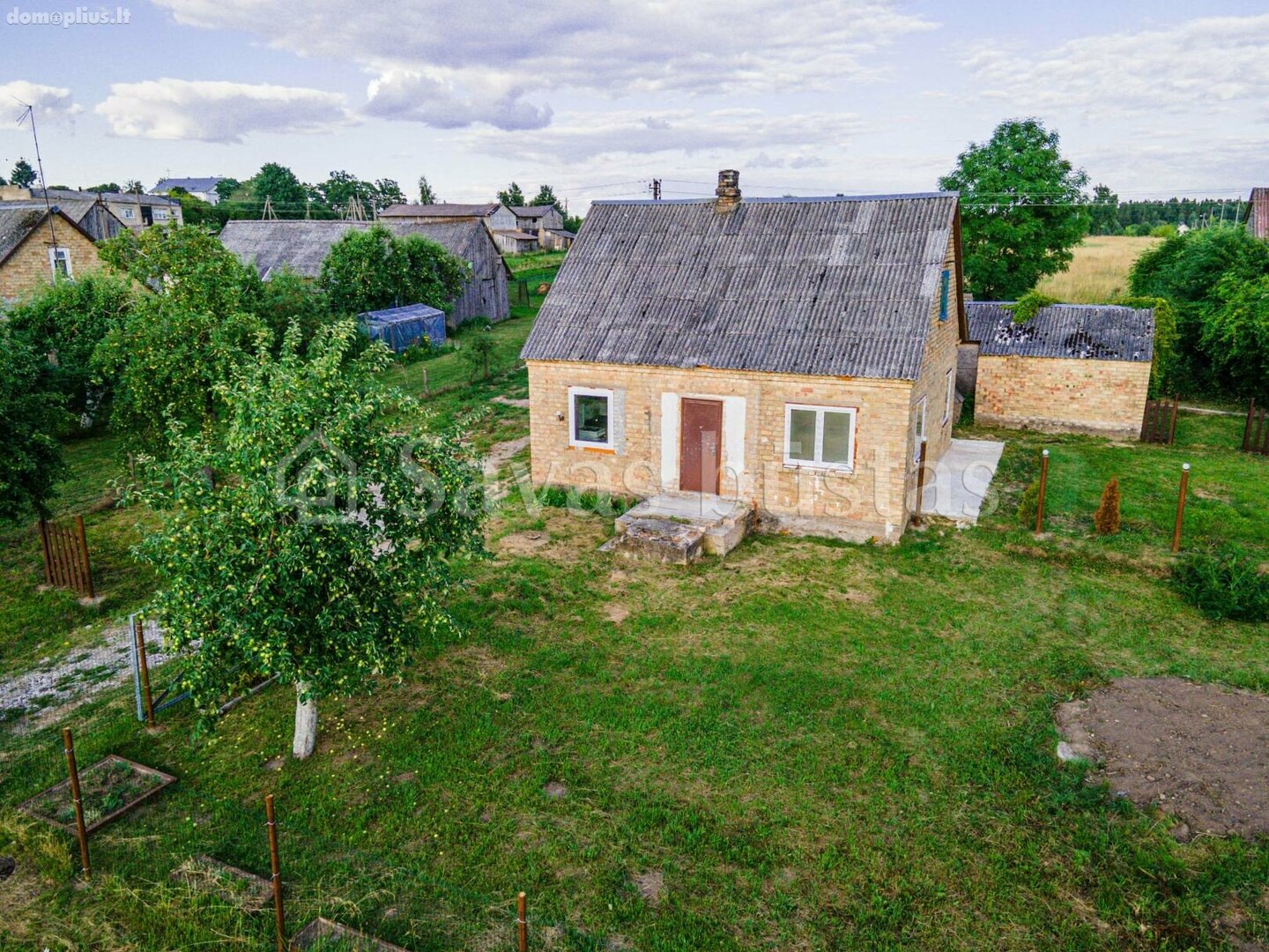 House for sale Kelmės rajono sav., Kiaunoriuose, Draugystės g.