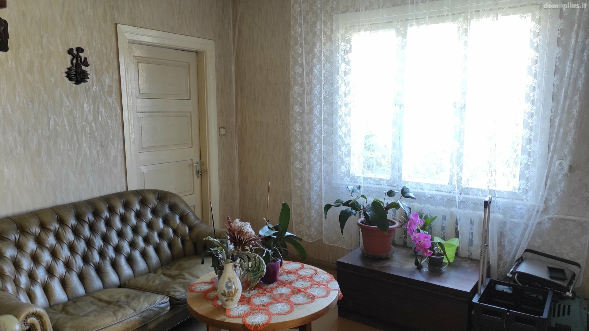 Parduodama gyvenamojo namo dalis Panevėžyje, Centre, Margių g.