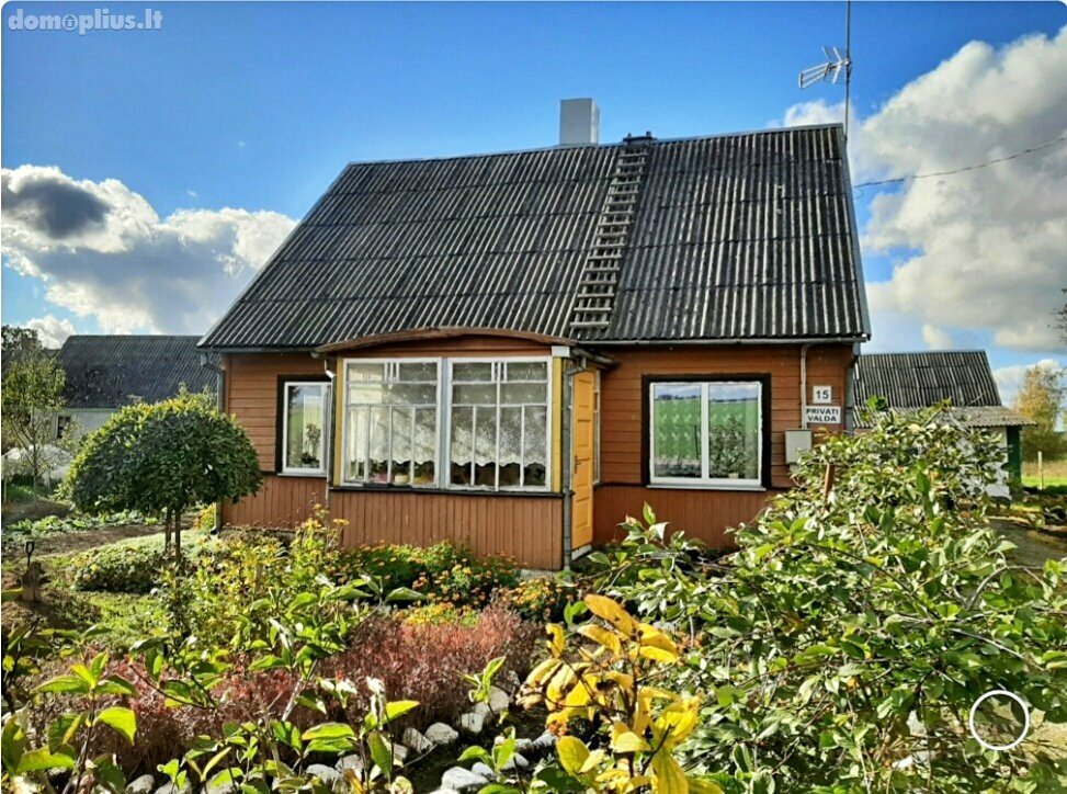 House for sale Pakruojo rajono sav., Dvariūkuose, Sandėlio g.