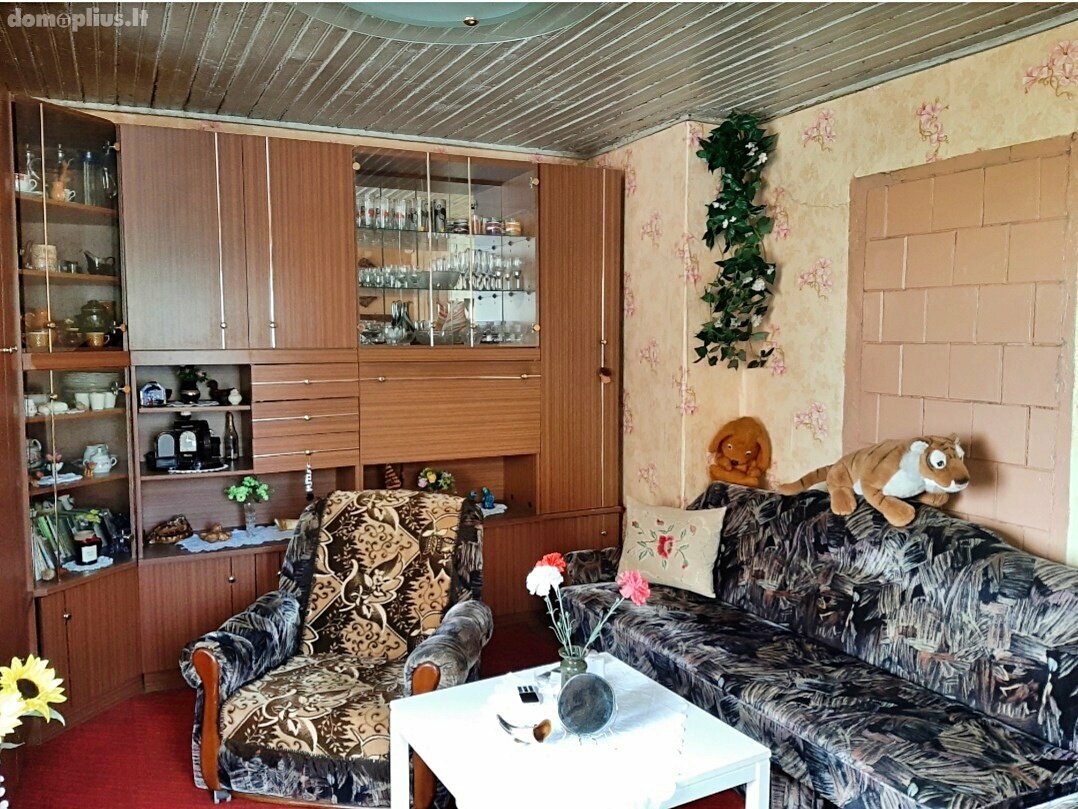 House for sale Pakruojo rajono sav., Dvariūkuose, Sandėlio g.