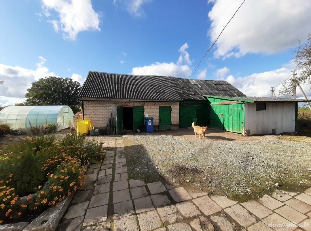 House for sale Pakruojo rajono sav., Dvariūkuose, Sandėlio g.