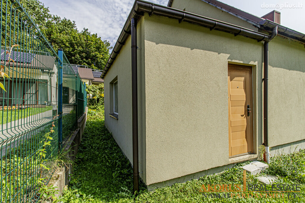 Parduodamas sublokuotas namas Vilniuje, Gineitiškėse, Gineitiškių g.