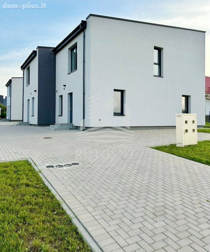 Parduodamas sublokuotas namas Klaipėdoje, Tauralaukyje