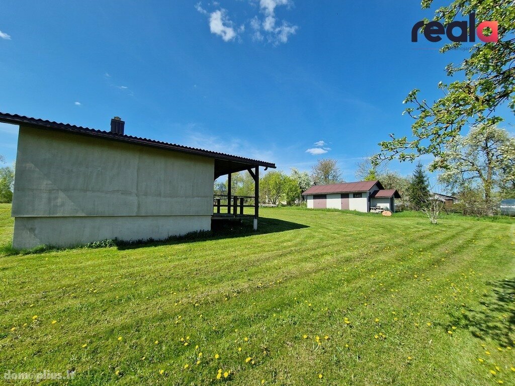 Parduodamas gyvenamasis namas Molėtų rajono sav., Giedraičiuose, Vilniaus g.