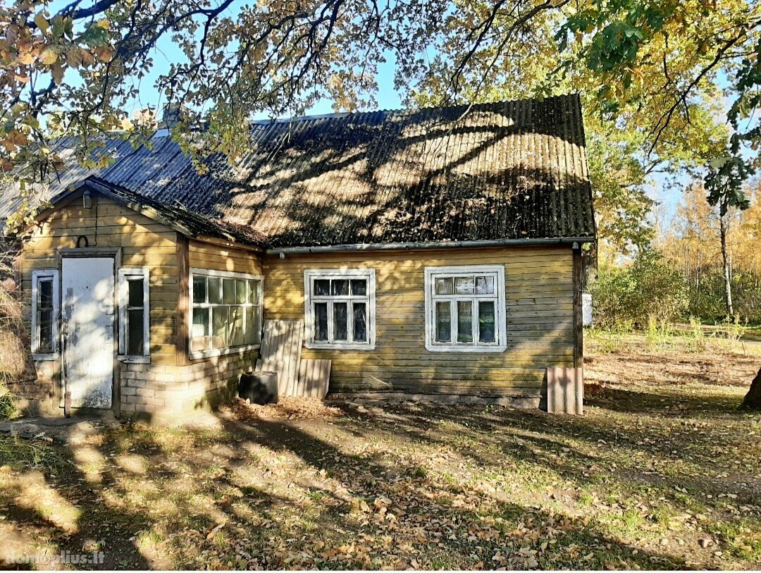 Parduodama gyvenamojo namo dalis Pasvalio rajono sav., Pasvalyje, Dvareliškių g.