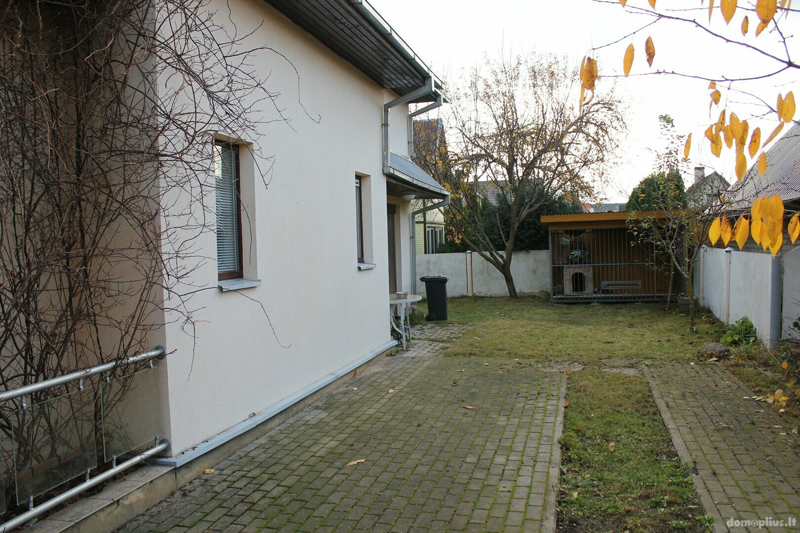 Parduodama gyvenamojo namo dalis Panevėžyje, Centre, Kauno g.