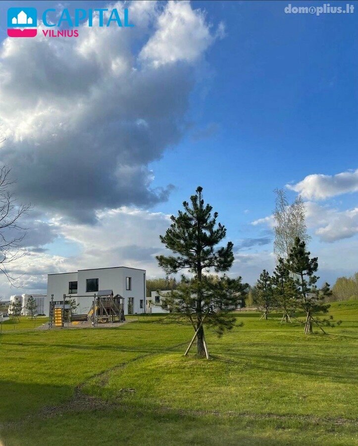 Parduodamas sublokuotas namas Vilniaus rajono sav., Klevinėje
