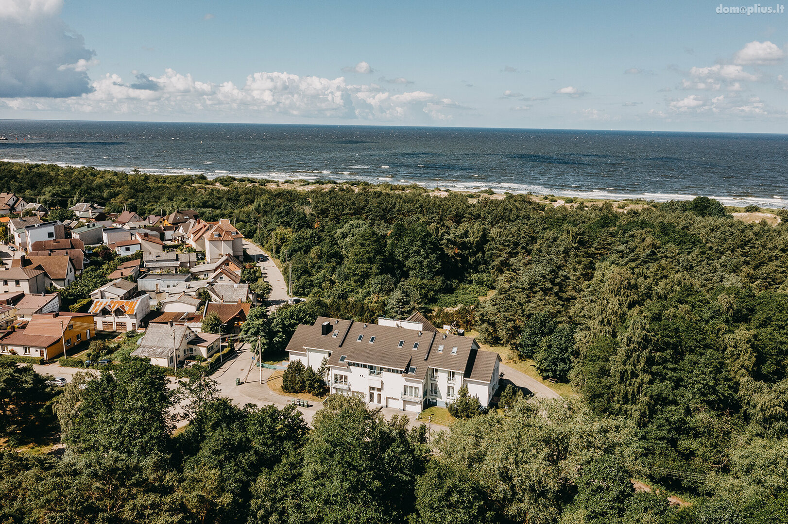 Продаётся сблокированный дом Klaipėdoje, Melnragėje, Molo g.