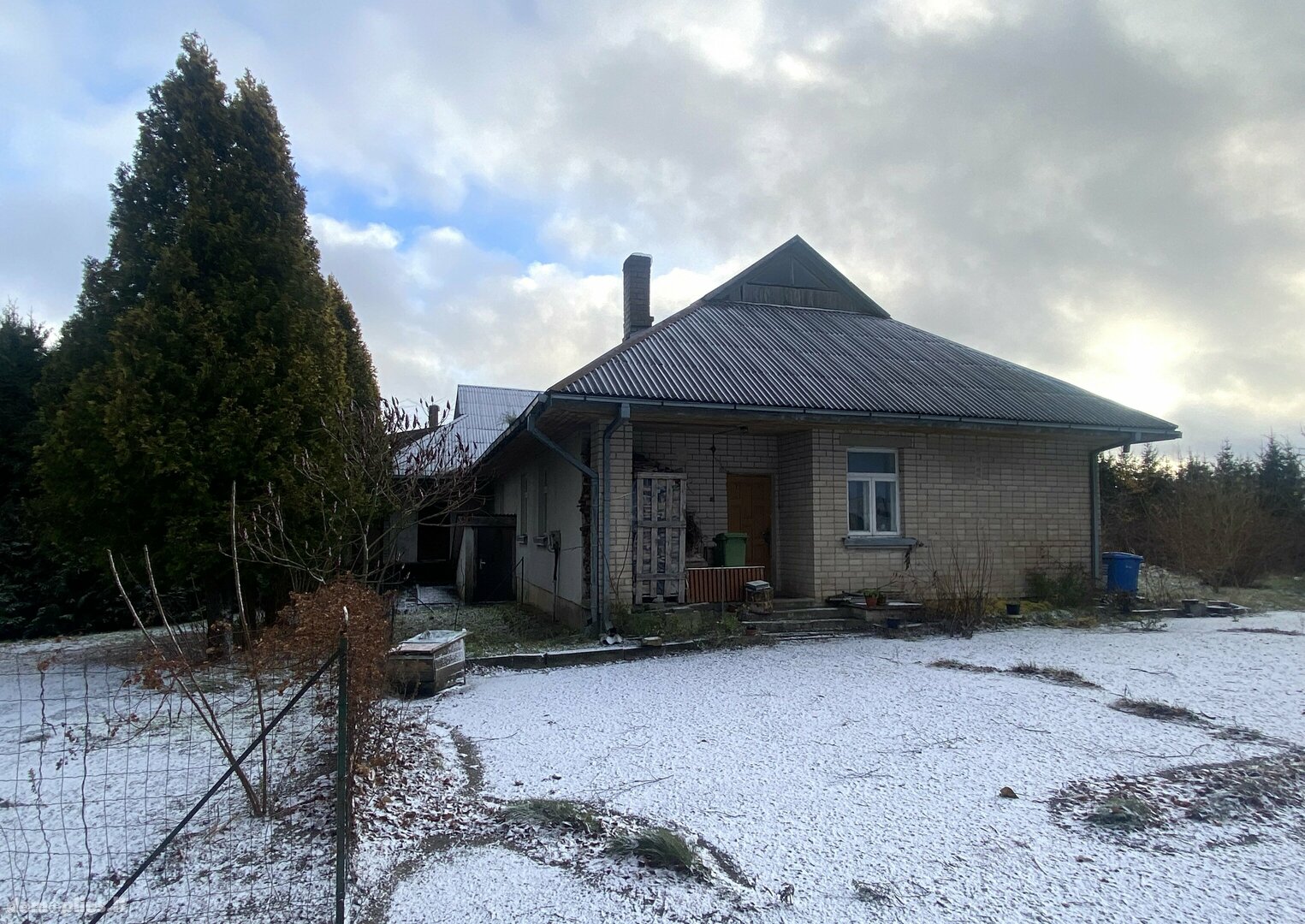 Parduodamas gyvenamasis namas Kelmės rajono sav., Junkiluose, Jaunimo g.