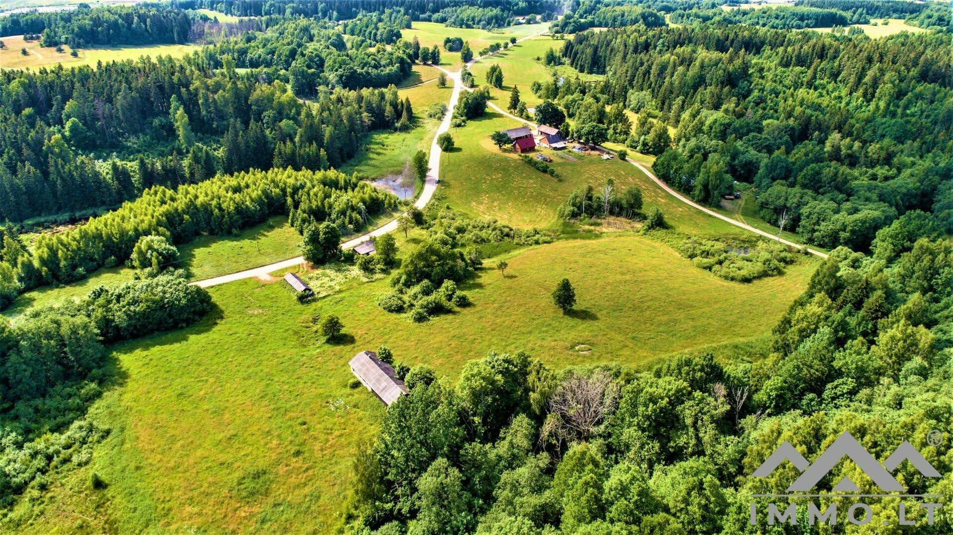 Parduodama sodyba Plungės rajono sav., Jazdauskiškiuose, Sorų g.