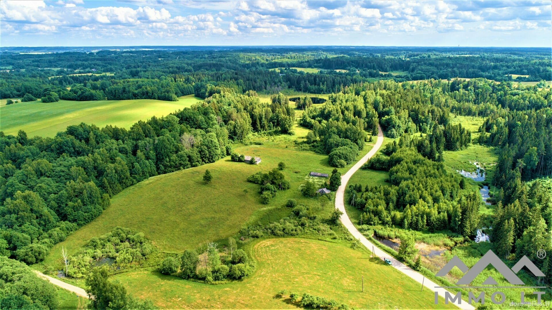 Parduodama sodyba Plungės rajono sav., Jazdauskiškiuose, Sorų g.