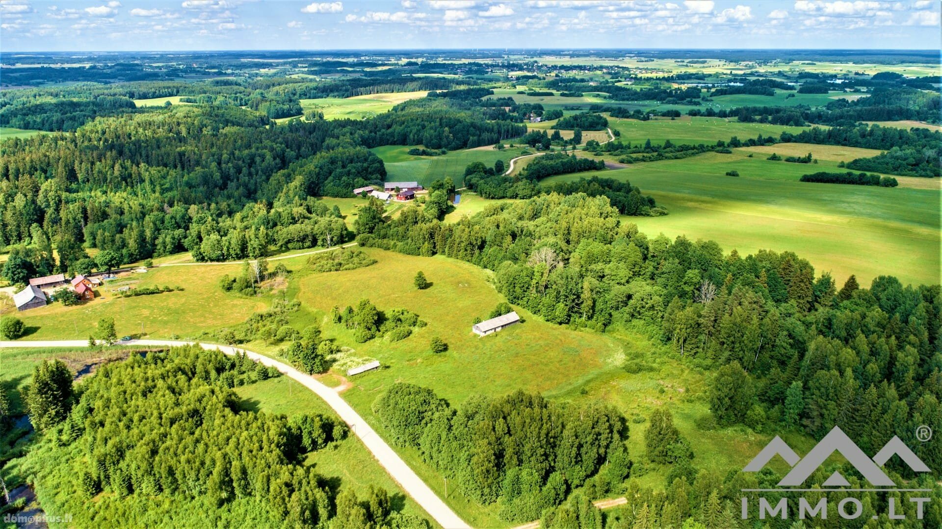 Parduodama sodyba Plungės rajono sav., Jazdauskiškiuose, Sorų g.