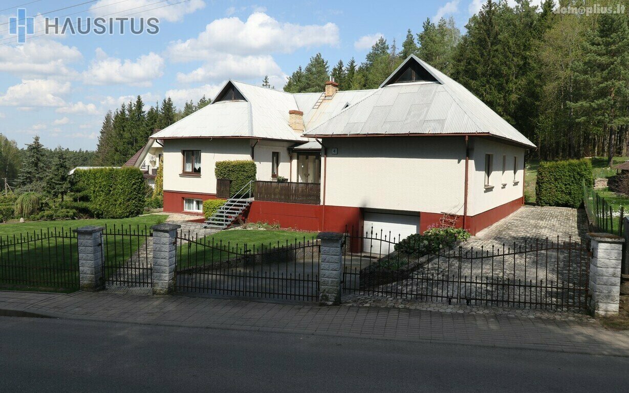 Parduodamas gyvenamasis namas Anykščių rajono sav., Anykščiuose, Slėnio g.