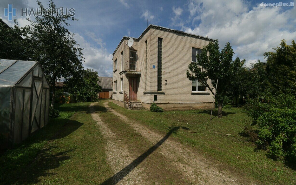 Parduodamas gyvenamasis namas Anykščių rajono sav., Svėdasuose, Žvejų g.