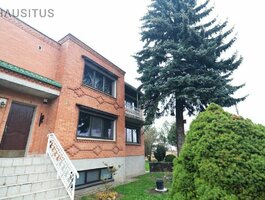 Gyvenamasis namas Pakruojo rajono sav., Pakruojyje, Saulėtekio g.