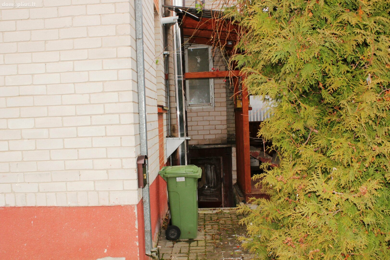 Parduodama gyvenamojo namo dalis Panevėžio rajono sav., Paįstryje, Kaštonų g.