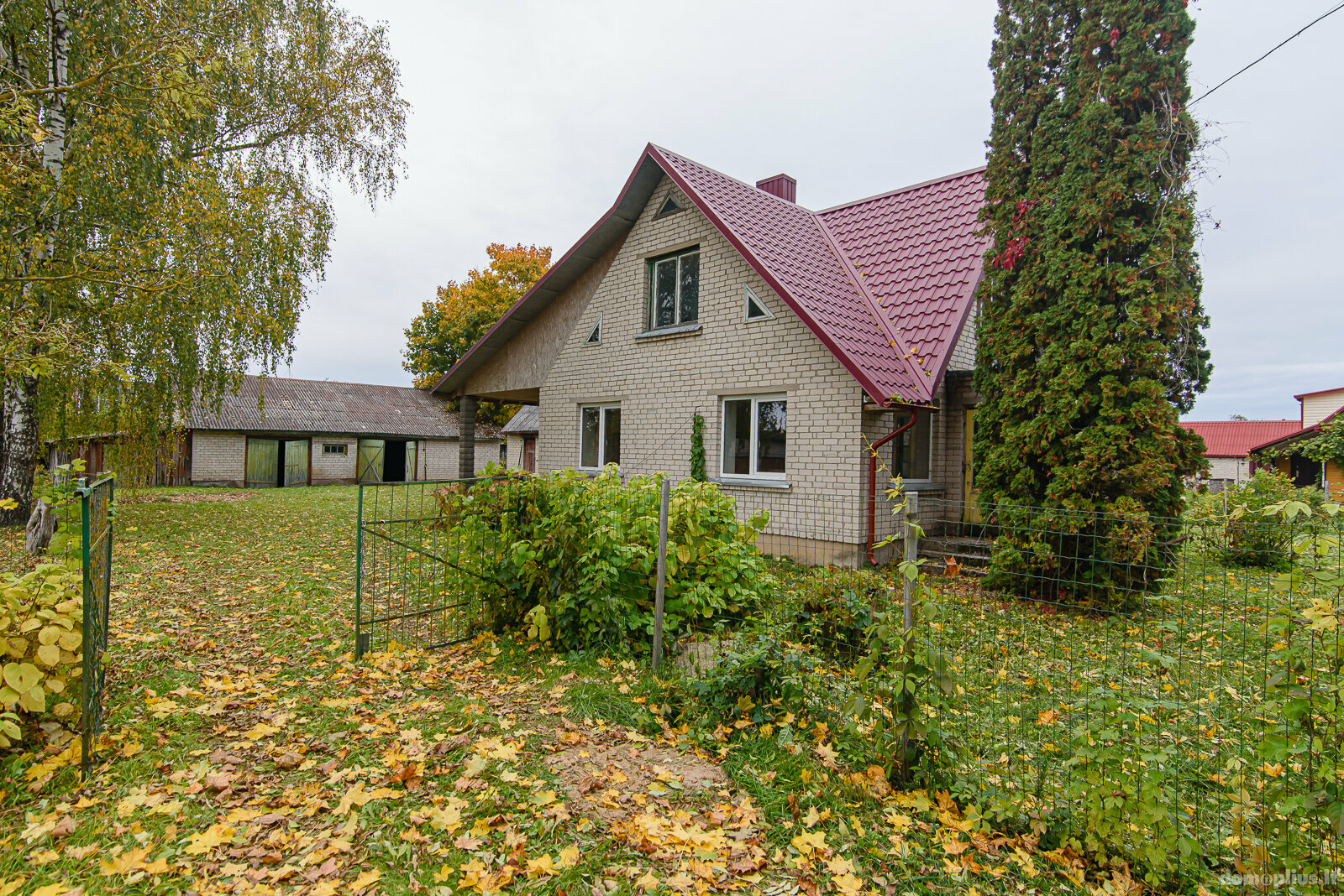 Parduodamas gyvenamasis namas Utenos rajono sav., Kaniūkuose, Žirgų g.