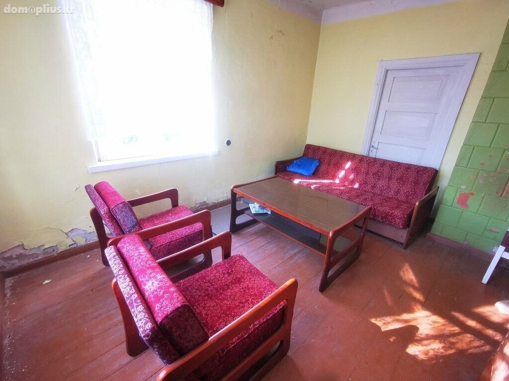 Parduodamas gyvenamasis namas Šiaulių rajono sav., Kuršėnuose, Šiltnamio g.