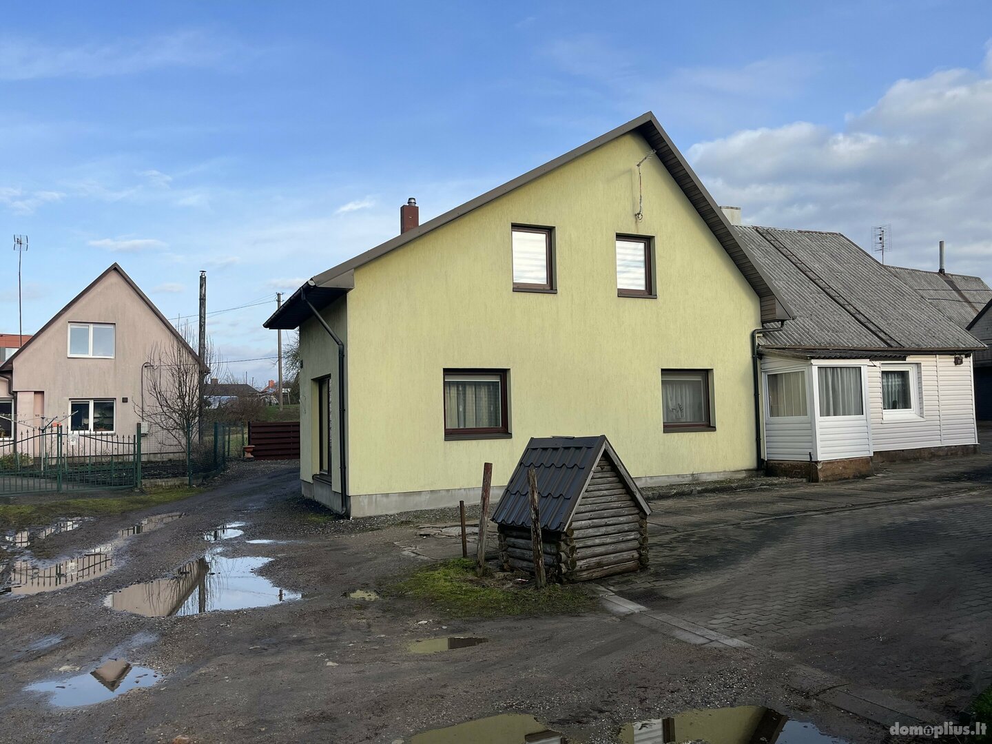 Parduodamas gyvenamasis namas Telšių rajono sav., Telšiuose, S. Daukanto g.