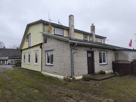 Parduodama gyvenamojo namo dalis Molėtų rajono sav., Giedraičiuose, Vilniaus g.