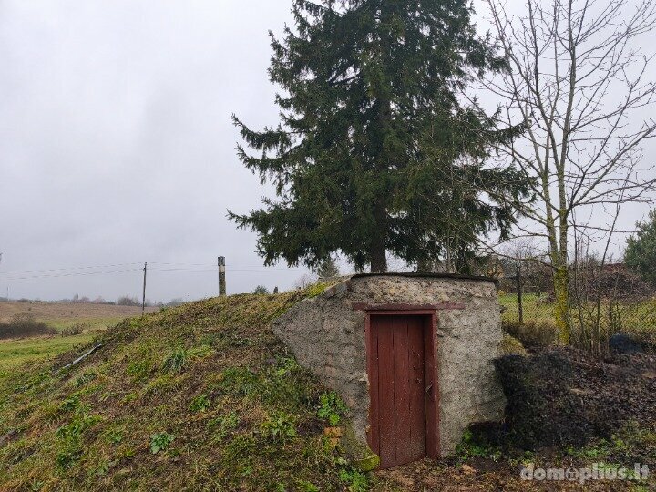 Parduodama gyvenamojo namo dalis Molėtų rajono sav., Giedraičiuose, Vilniaus g.