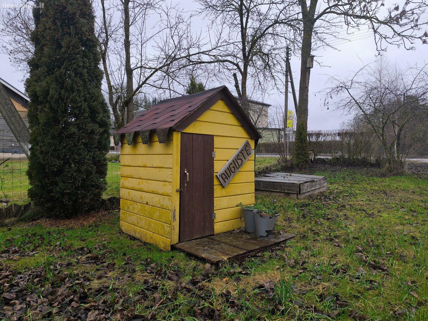 Parduodama gyvenamojo namo dalis Molėtų rajono sav., Giedraičiuose, Vilniaus g.