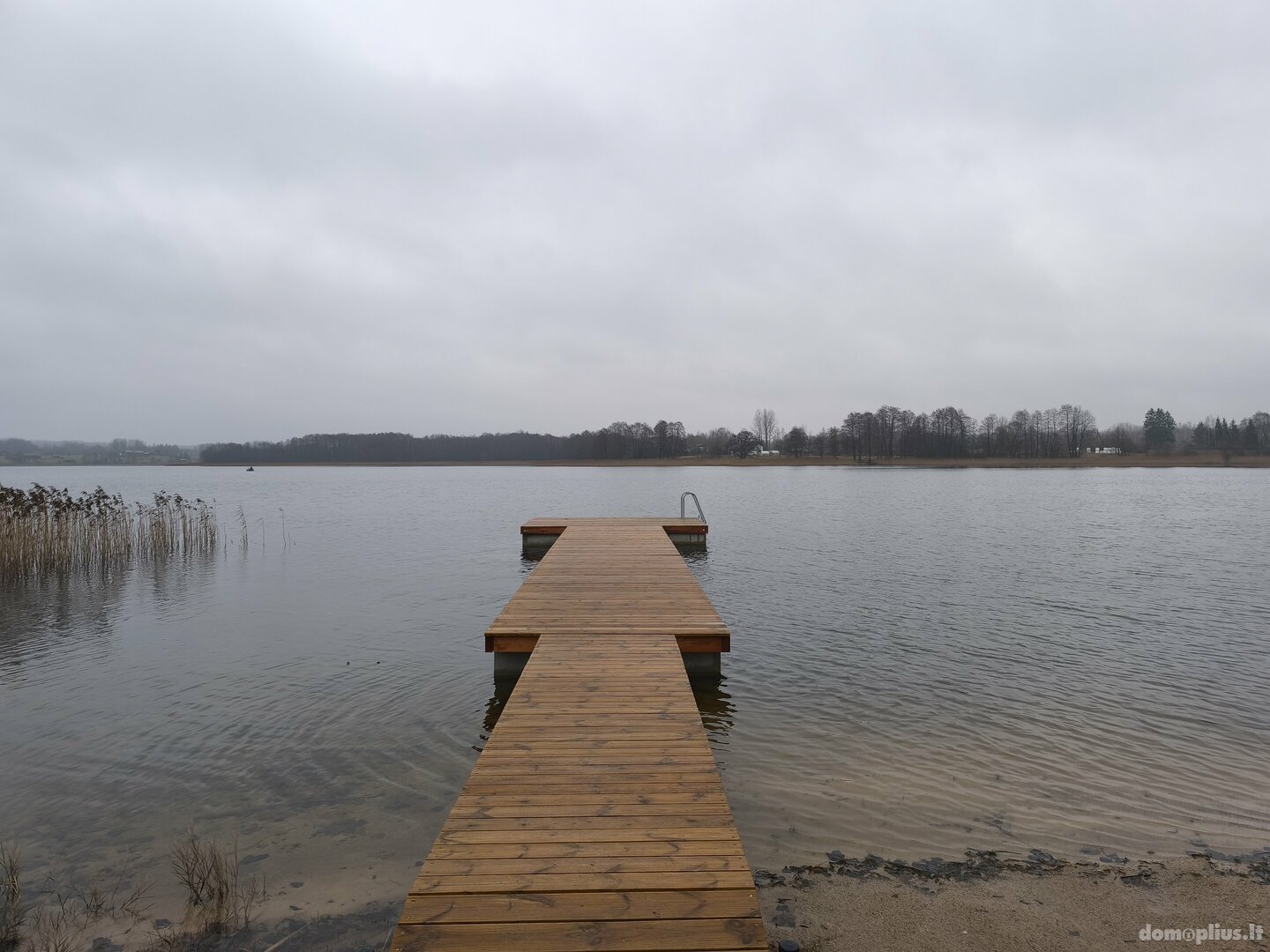 Parduodama gyvenamojo namo dalis Molėtų rajono sav., Giedraičiuose, Vilniaus g.
