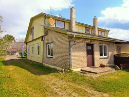 Продаётся часть дома Molėtų rajono sav., Giedraičiuose, Vilniaus g.