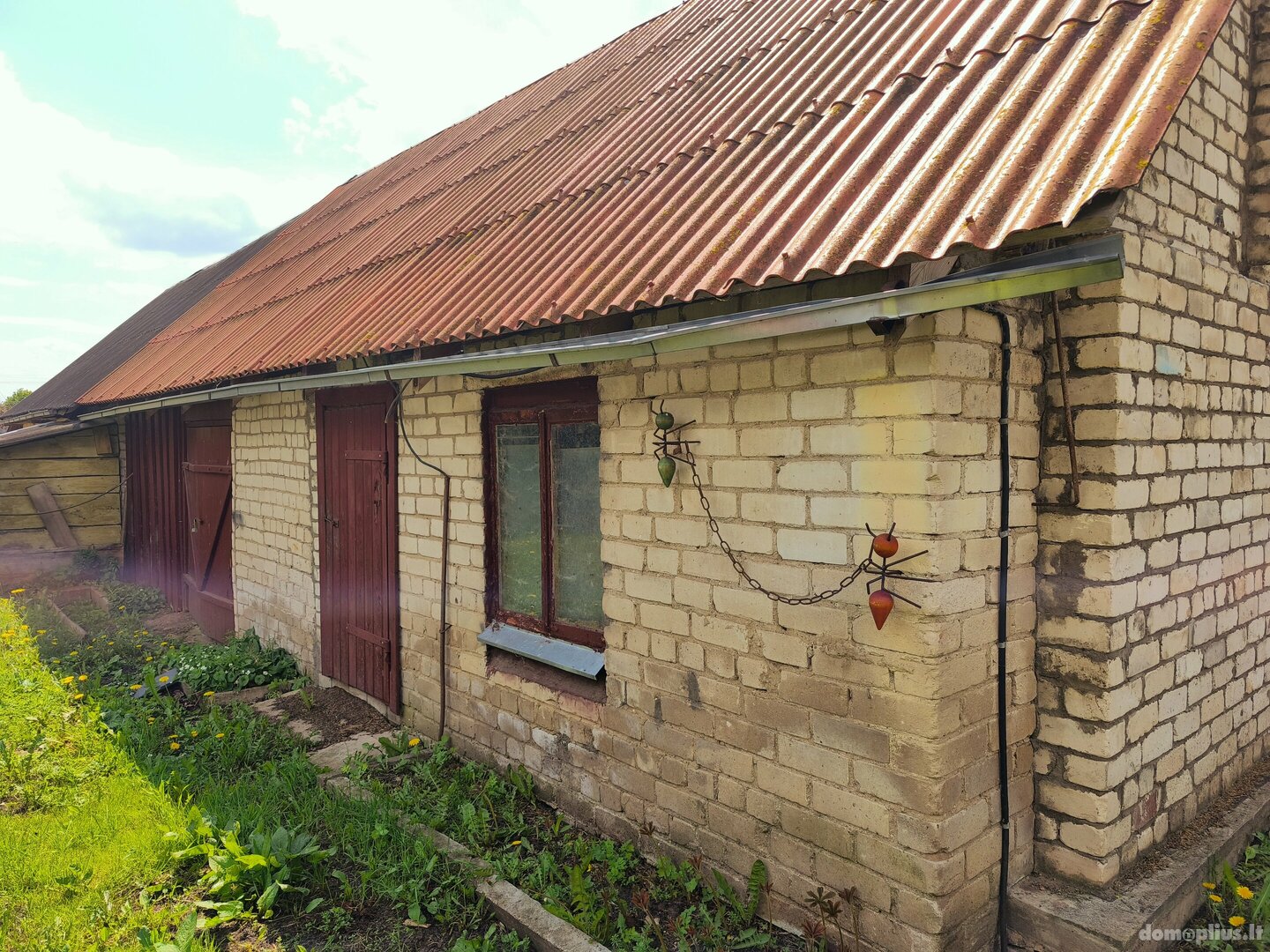 Продаётся часть дома Molėtų rajono sav., Giedraičiuose, Vilniaus g.