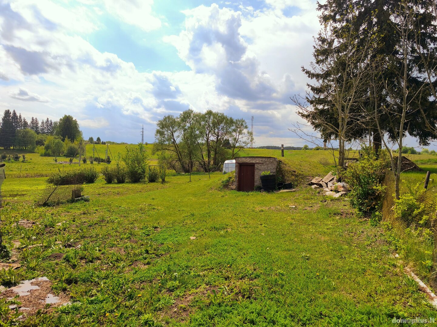 Продаётся часть дома Molėtų rajono sav., Giedraičiuose, Vilniaus g.