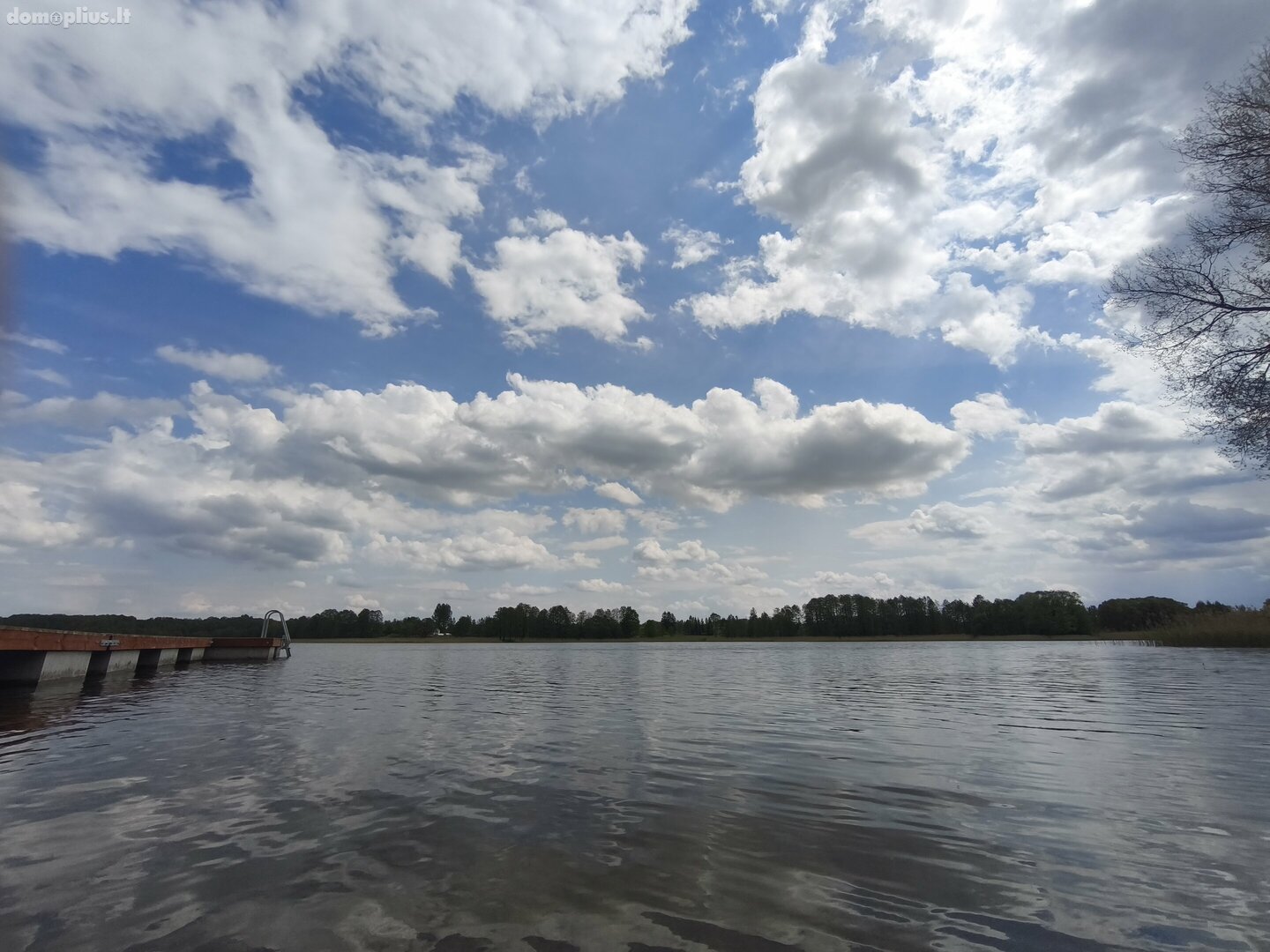 Продаётся часть дома Molėtų rajono sav., Giedraičiuose, Vilniaus g.