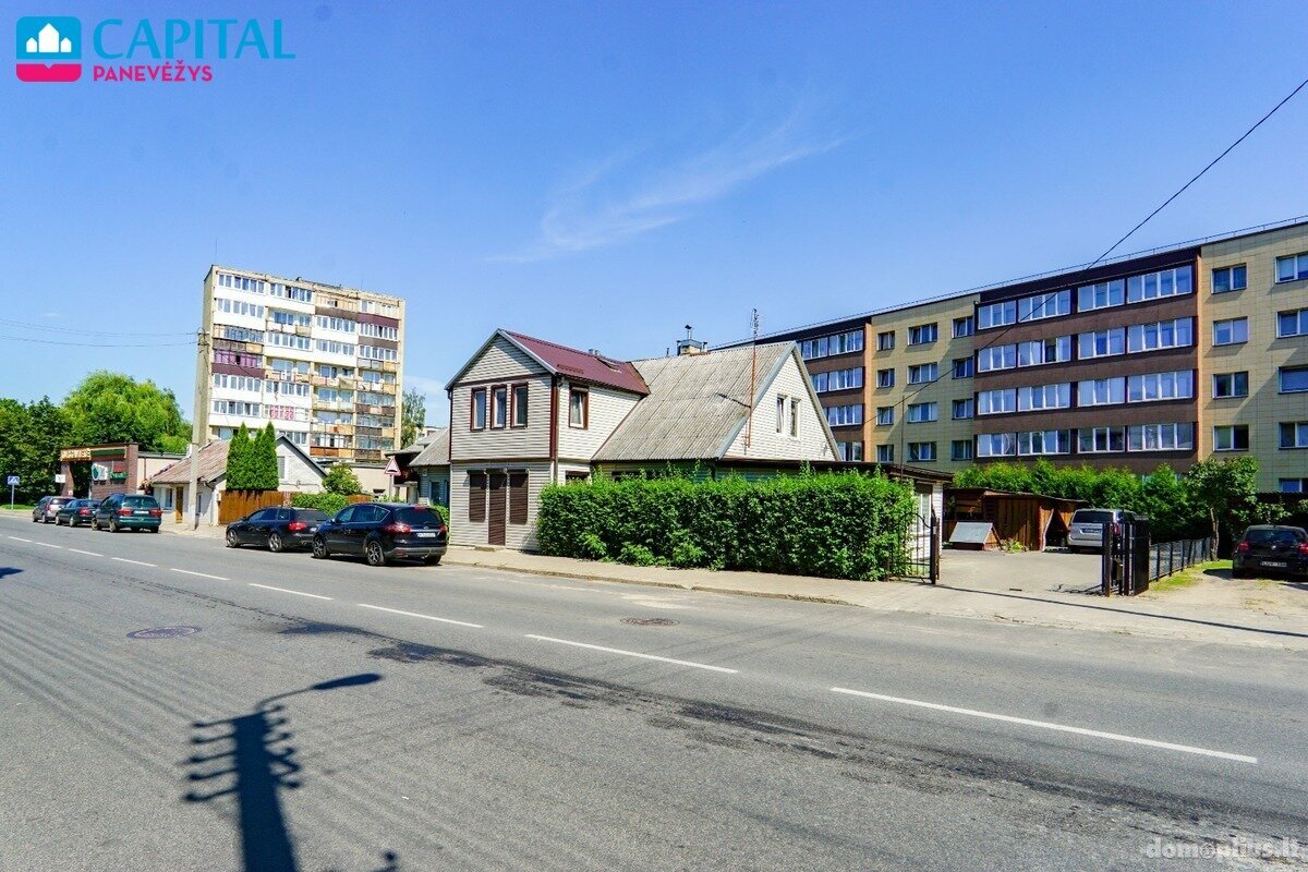 Parduodama gyvenamojo namo dalis Panevėžyje, Centre, Ramygalos g.