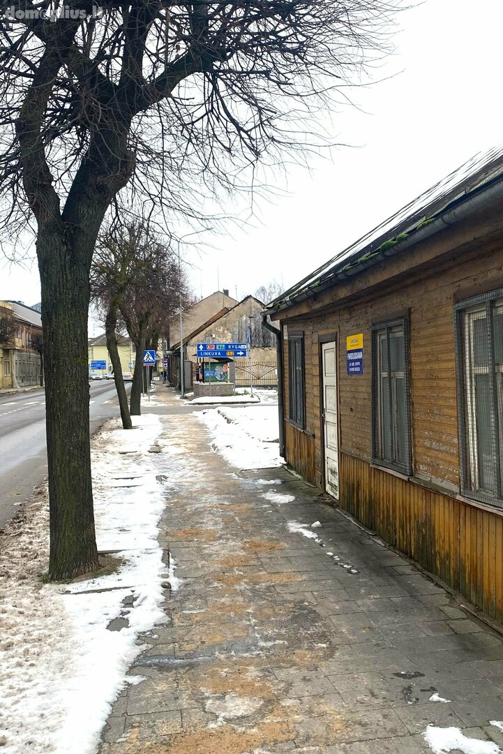 Parduodamas gyvenamasis namas Joniškio rajono sav., Joniškyje, Vilniaus g.
