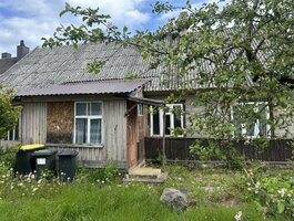 Parduodamas gyvenamasis namas Mažeikių rajono sav., Viekšniuose, Mažeikių g.