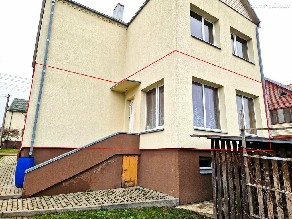 Parduodamas gyvenamasis namas Utenos rajono sav., Utenoje, Ąžuolijos g.