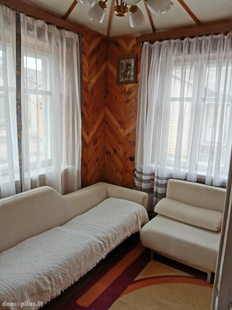 Parduodamas gyvenamasis namas Lazdijų rajono sav., Galstuose, Galsto g.