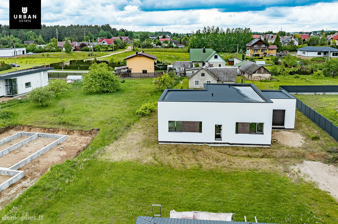 Parduodamas gyvenamasis namas Vilniuje, Trakų Vokė