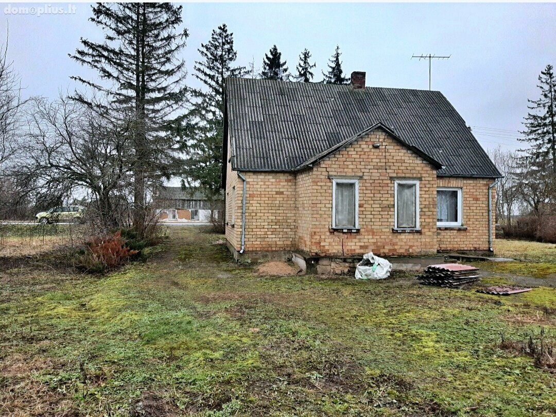 Parduodamas gyvenamasis namas Pakruojo rajono sav., Degėsiuose, Saulės g.