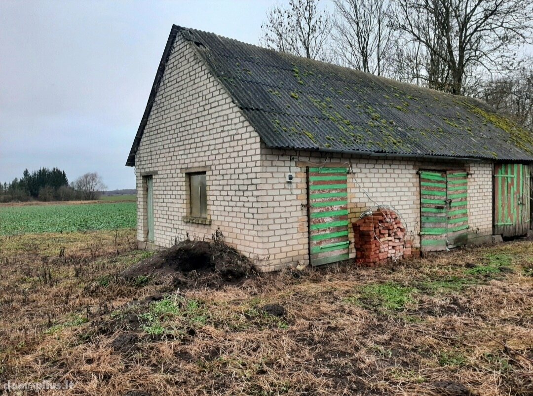 Parduodamas gyvenamasis namas Pakruojo rajono sav., Degėsiuose, Saulės g.