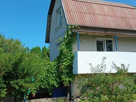 Sodo namas Klaipėdos rajono sav., Dercekliuose, Agluonos g.