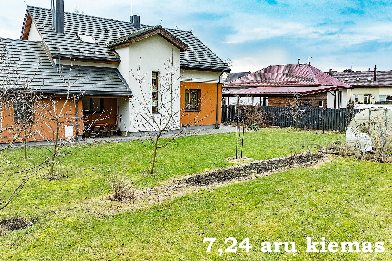 Parduodamas gyvenamasis namas Vilniuje, Antakalnyje, Žvaigždikių g.