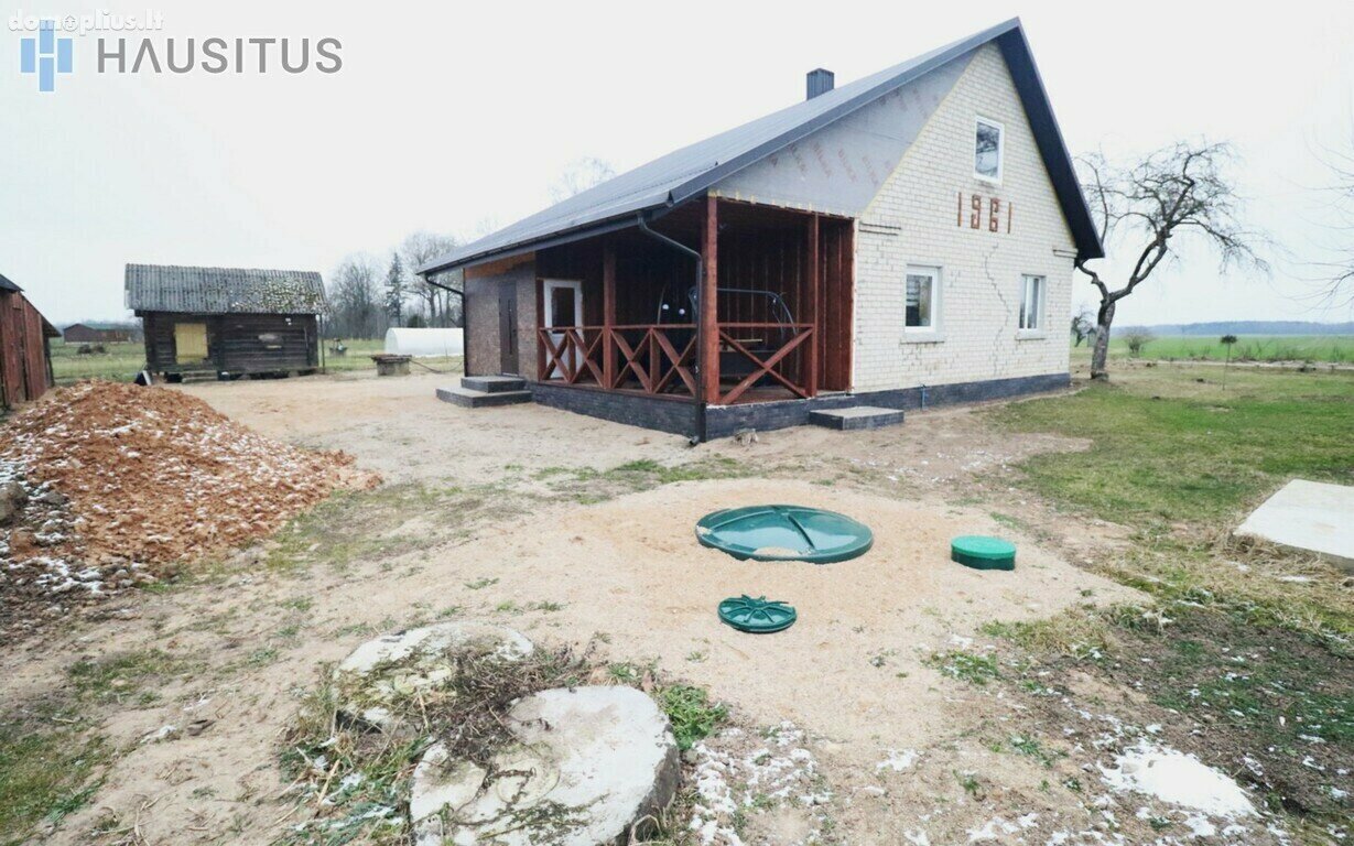 Parduodamas gyvenamasis namas Anykščių rajono sav.